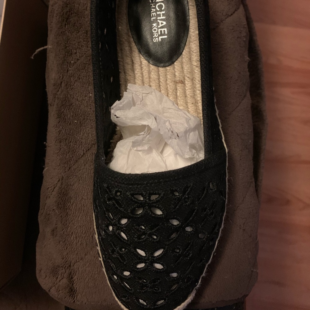 MICHAEL KORS SLIP ON